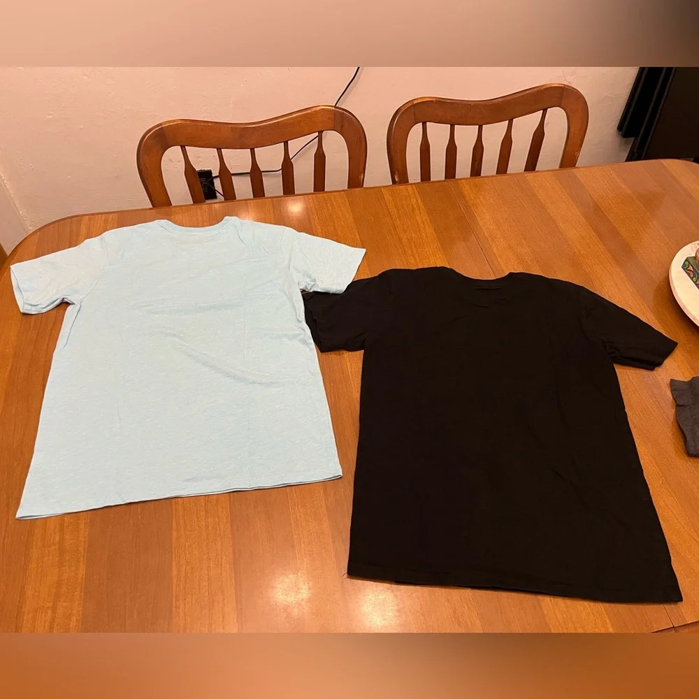 The Children’s Place graphic t-shirt bundle Size XL (14)